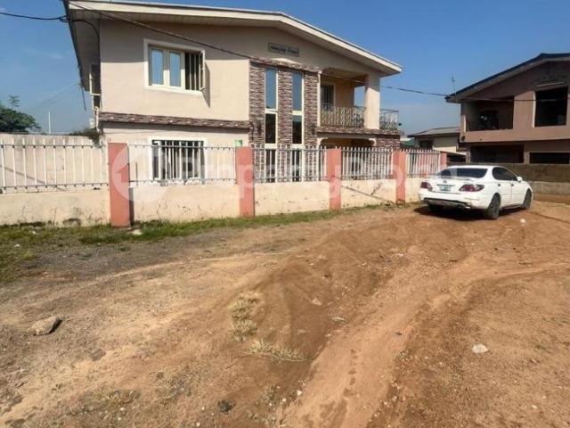 Buy 18 Room Hostel in Ibadan polytechnic/ University of Ibadan, Oyo 3MBJD | PropertyPro Nigeria