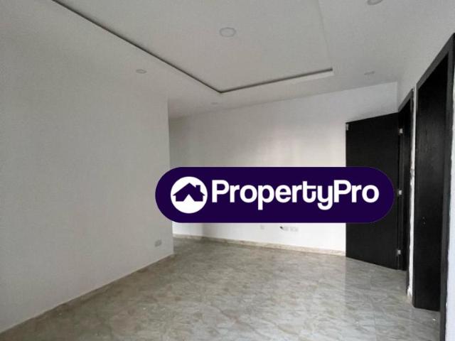 Buy 1 Bedroom Flat in Lekki Lagos 8MZAB | PropertyPro Nigeria