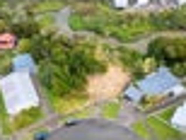 Buy 1 or 2! Land in Central Auckland!