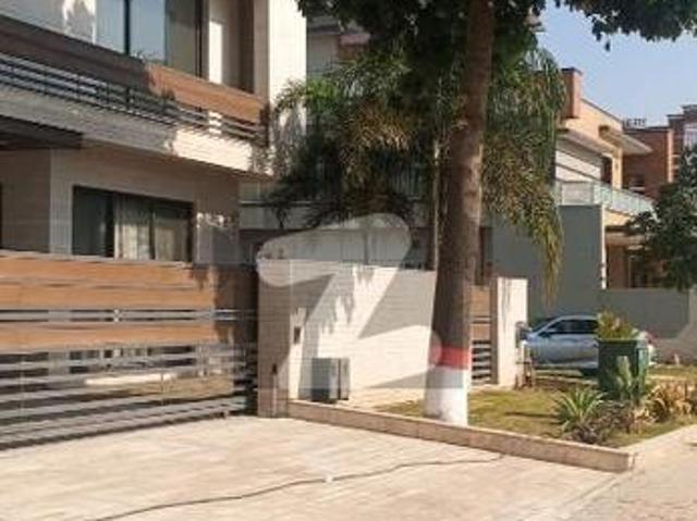 Buy 20 Marla House At Highly Affordable Price Faisal Town F 18
