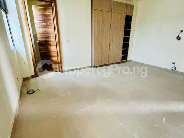 Buy 2/3 Bedroom Apartment in Lekki Phase 1, Lekki Lagos 4MSBU | PropertyPro Nigeria