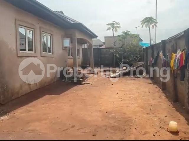 Buy 2 Units 3 Bedroom Uncompleted Bungalow in Owerri Imo 7MUCX | PropertyPro Nigeria
