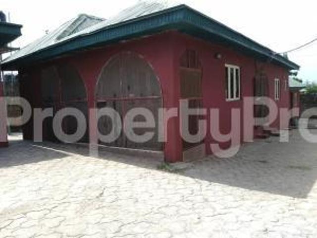 Buy 2 Units Of 3 Bedroom Bungalow in Ibadan Oyo 8MQUP | PropertyPro Nigeria