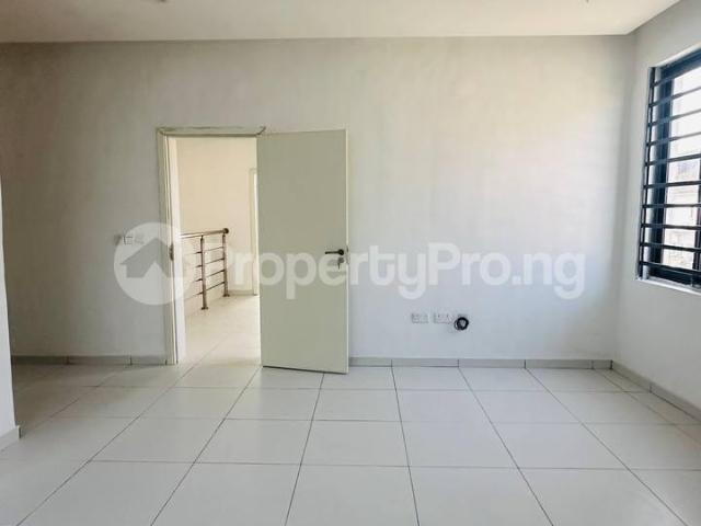 Buy 2 Bedroom Maisonette in Lekki Lagos 1MDHT | PropertyPro Nigeria