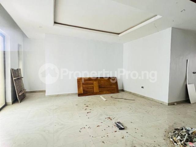 Buy 2 Bedroom Maisonette in Lekki Phase 1, Lekki Lagos 4NKLF | PropertyPro Nigeria