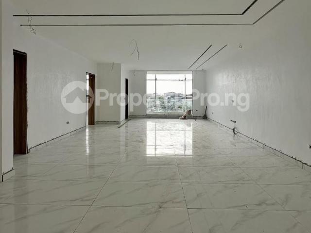 Buy 2 Bedroom Apartment in ONIRU, Victoria Island Lagos 8MSAY | PropertyPro Nigeria