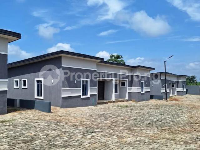 Buy 2 Bedroom Bungalow in Mowe, Obafemi Owode Ogun 5MTGK | PropertyPro Nigeria