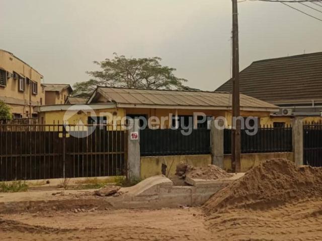 Buy 2 Bedroom Bungalow in Bode Thomas, Surulere Lagos 0MKRA | PropertyPro Nigeria