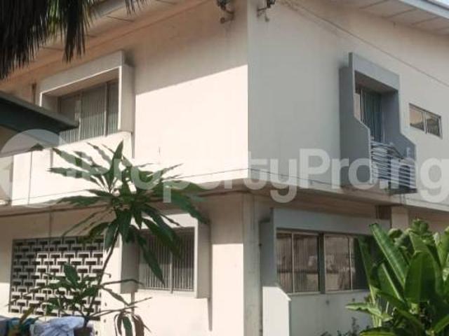 Buy 4 Units 4 Bedroom Duplex With 3 Bedroom Flat/ 4 Bq in Old Ikoyi, Lagos 9MFVQ | PropertyPro Nigeria