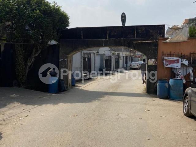 Buy 4 Units Of 3 Bedroom Flat With Bq in Anthony Village, Maryland Lagos 8LNHE | PropertyPro Nigeria