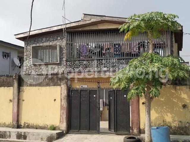 Buy 4 Units Of 3 Bedroom Flat @ Ilupeju Estate in Bye pass Ilupeju, Lagos 2MNXS | PropertyPro Nigeria