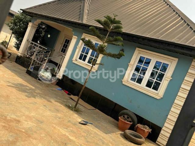 Buy 4 Bedroom Bungalow On A Full Plot Of Land in Igbogbo, Ikorodu Lagos 4LYMZ | PropertyPro Nigeria