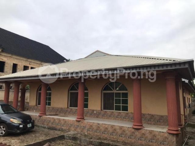 Buy 4 Bedroom Bungalow in Ibadan Oyo 0MKWH | PropertyPro Nigeria