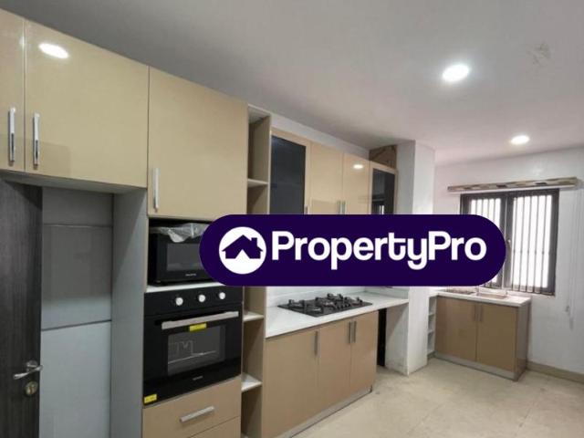 Buy 4 Bedroom House For Sale in Surulere Lagos 2MZUR | PropertyPro Nigeria
