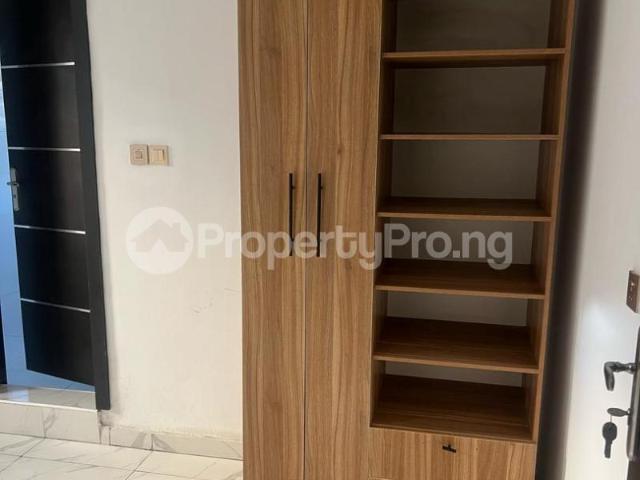 Buy 4 Bedroom Flat in Lekki Phase 1, Lekki Lagos 8MUBH | PropertyPro Nigeria