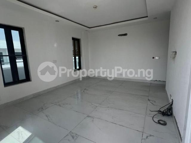 Buy 4 Bedroom Penthouse With A Bq in Lekki Phase 1, Lekki Lagos 4MFNY | PropertyPro Nigeria
