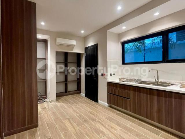 Buy 4 Bedroom Terrace Duplex With Bq in Ikoyi Lagos 9NBNV | PropertyPro Nigeria