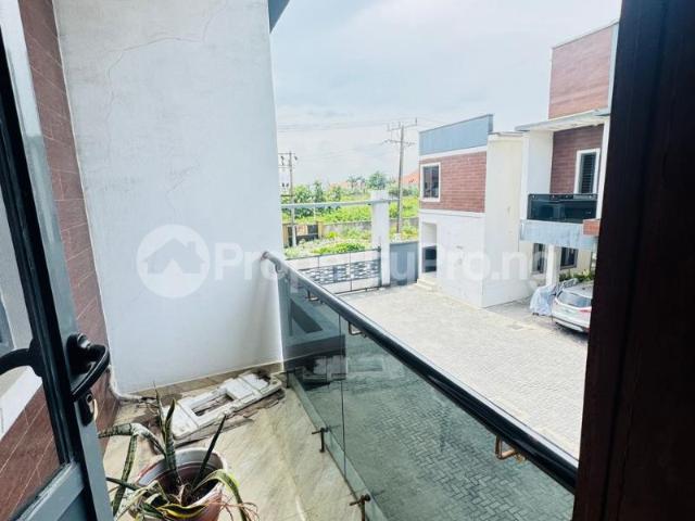 Buy Serviced 4 Bedroom Terrace House in Lekki Phase 2, Lekki Lagos 6MZKH | PropertyPro Nigeria