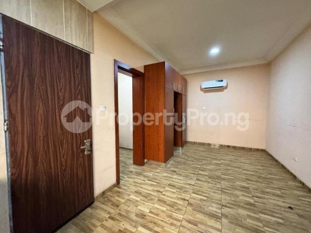 Buy 4 Bedroom Townhouse With Maid Room in Durumi Abuja 1MHVV | PropertyPro Nigeria