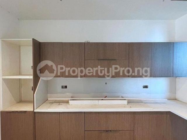 Buy 4 Bedrooms Luxury Apartment in Lekki Phase 1, Lekki Lagos 2LLZD | PropertyPro Nigeria
