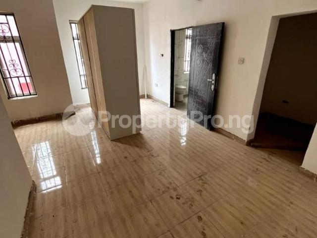 Buy 4bed Terrace + Bq! In Fola Agoro, Yaba Lagos 1JEZQ | PropertyPro Nigeria