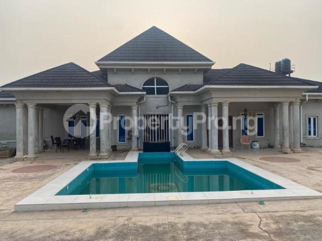 Buy 5 Bedroom Bungalow in Isolo Lagos 5MRTT | PropertyPro Nigeria