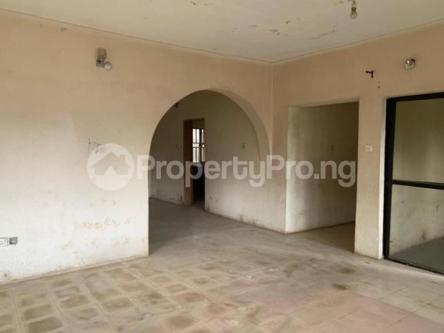 Buy 5 Bedroom Duplex With 2 Rooms Bq in Akobo, Ibadan Oyo 2LJHH | PropertyPro Nigeria