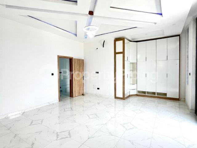 Buy 5 Bedroom Detached Duplex With Bq in Lekki Lagos 0LWTE | PropertyPro Nigeria