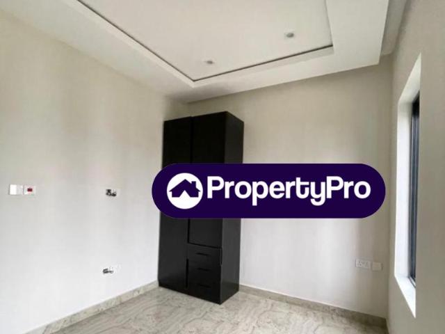 Buy 5 Bedroom Detached Duplex in Lekki Lagos 8MWMX | PropertyPro Nigeria