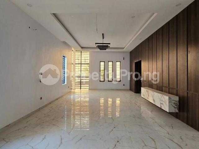 Buy 5 Bedroom Detached Duplex in Ikota, Lekki Lagos 7MKXB | PropertyPro Nigeria
