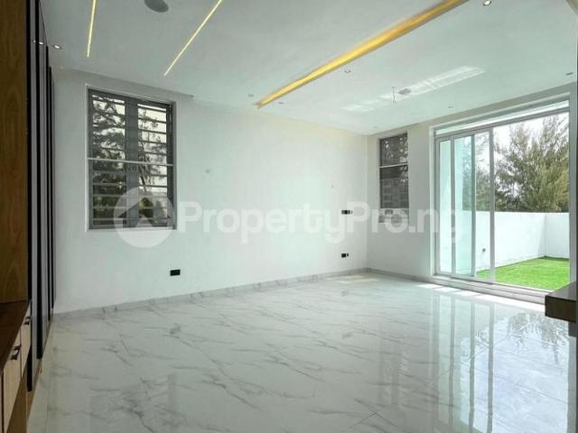 Buy 5 Bedroom Detached Duplex in Ikota, Lekki Lagos 9LWUD | PropertyPro Nigeria