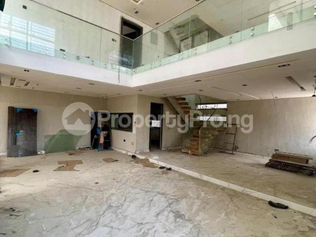 Buy 5 Bedroom Detached Home in ONIRU, Victoria Island Lagos 7MQAX | PropertyPro Nigeria