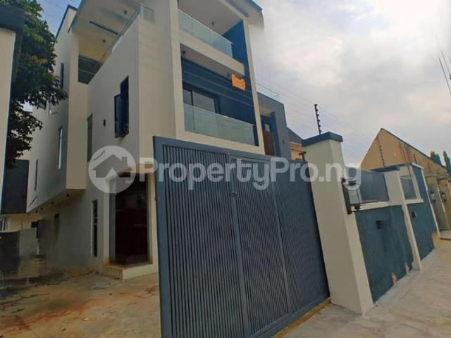 Buy 5 Bedroom Fully Detached Duplex With Bq in Omole phase 2, Ojodu Lagos 9MDQL | PropertyPro Nigeria