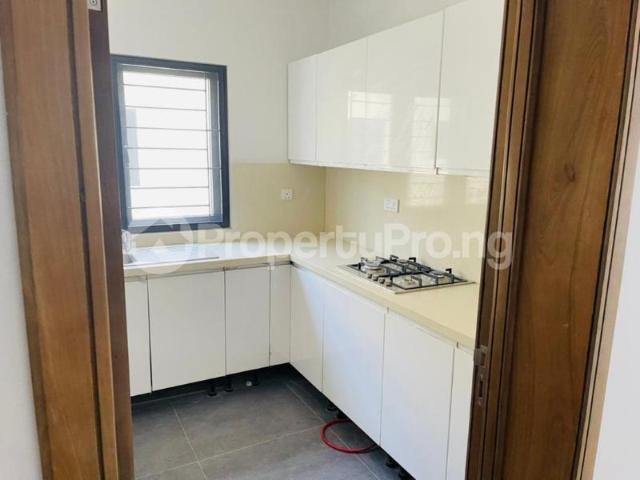 Buy 5 Bedroom Fully Detached Duplex With Bq in Lekki Phase 1, Lekki Lagos 3MCKN | PropertyPro Nigeria
