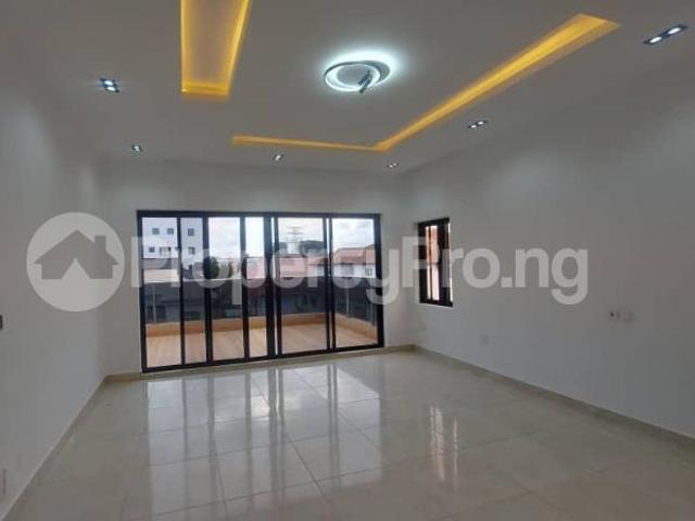Buy 5 Bedroom Fully Detached Duplex in Lekki Phase 1, Lekki Lagos 1MRJB | PropertyPro Nigeria