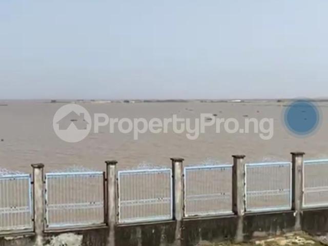 Buy 5 Bedroom Waterfront Home in Lekki Lagos 7MMGZ | PropertyPro Nigeria