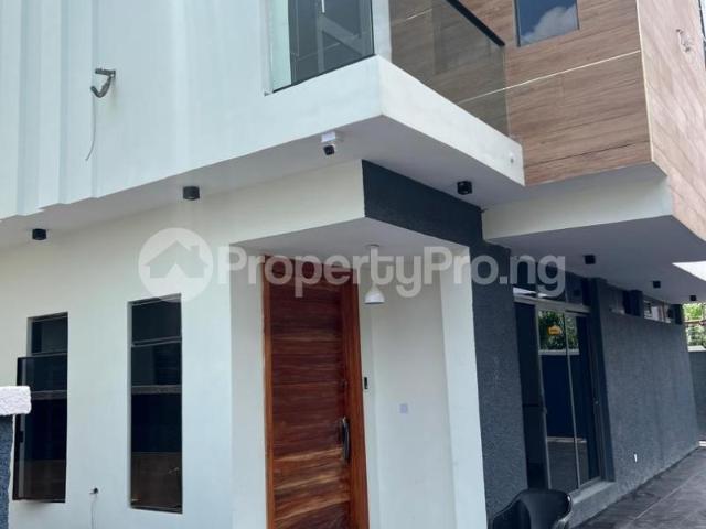 Buy 5 Bedrooms With Maids Room in Omole phase 1, Ojodu Lagos 2LUVC | PropertyPro Nigeria