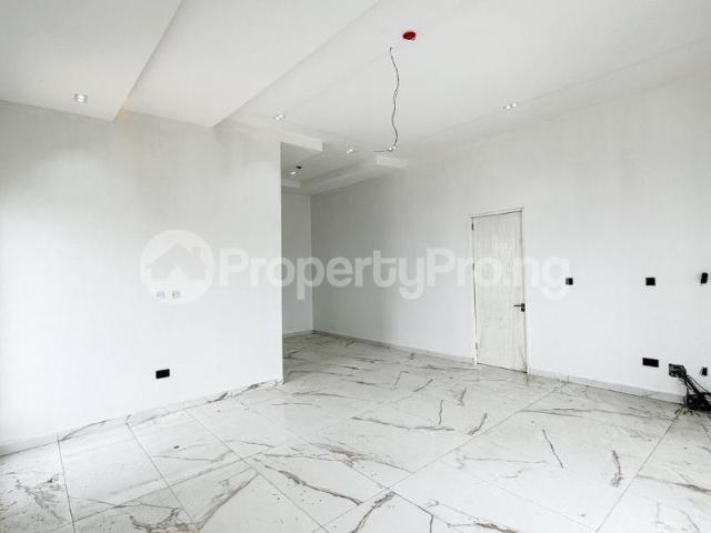 Buy 6 Bedroom Fully Detached Duplex in Ikota, Lekki Lagos 9LQPE | PropertyPro Nigeria