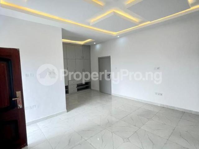 Buy 6 Bedroom Terraced Duplex in chevron, Lekki Lagos 7MRVP | PropertyPro Nigeria