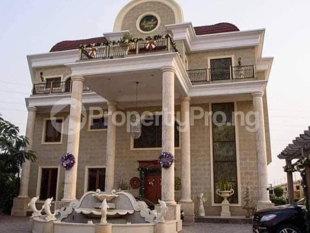 Buy 8 Bedroom Mansion in Banana Island, Ikoyi Lagos 8MUWL | PropertyPro Nigeria