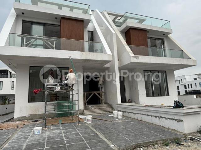Buy Cowrie Creek 5 Bedroom Semi Detached Home With Bq in Ikate, Lekki Lagos 5NHXE | PropertyPro Nigeria