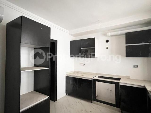 Buy Contemporary 1 Bedroom Apartment in ONIRU, Victoria Island Lagos 8MABA | PropertyPro Nigeria