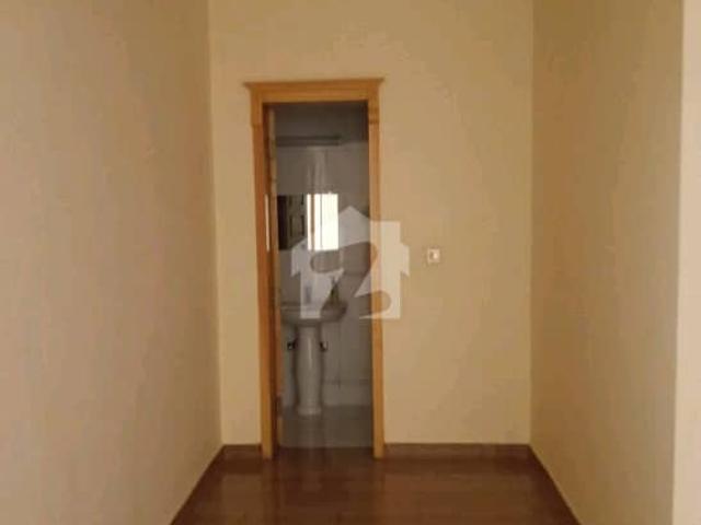 Buy A 1200 Square Yards House For Sale In F 6/2