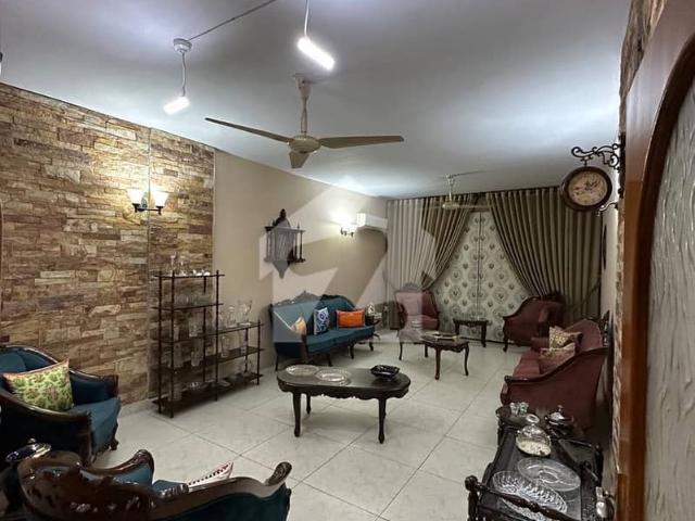 Buy A 1350 Square Feet Flat For sale In Gulshan e Iqbal Block 13/D