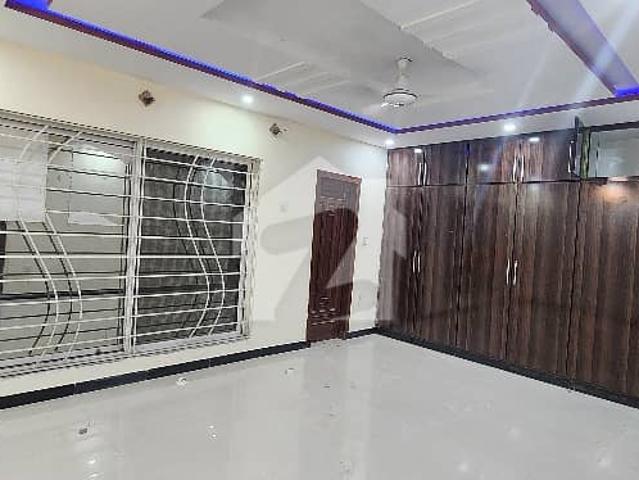 Buy A Upper Portion Of 7 Marla In Bahria Town Phase 8