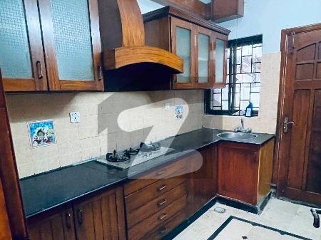 Buy A Centrally Located 4 Marla House In G 13/1