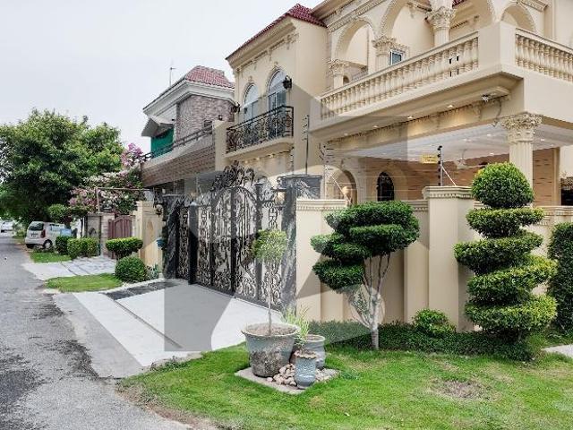Buy A Centrally Located Corner 10 Marla House In DHA 11 Rahbar Sector 1 Block E DHA 11 Rahbar Phase 1 Block E