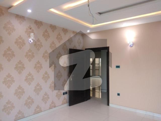 Buy A Centrally Located Facing Park 1 Kanal House In Punjab Coop Housing Society