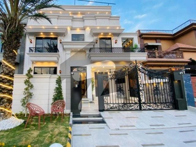 Buy A Centrally Located Prime Location 10 Marla House In Citi Housing Society