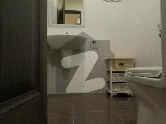 Buy A Centrally Located Prime Location 3248 Square Feet Flat In Creek Vista